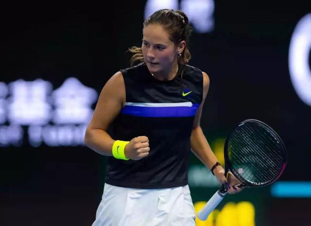 拉爾森是否 拉爾森是否